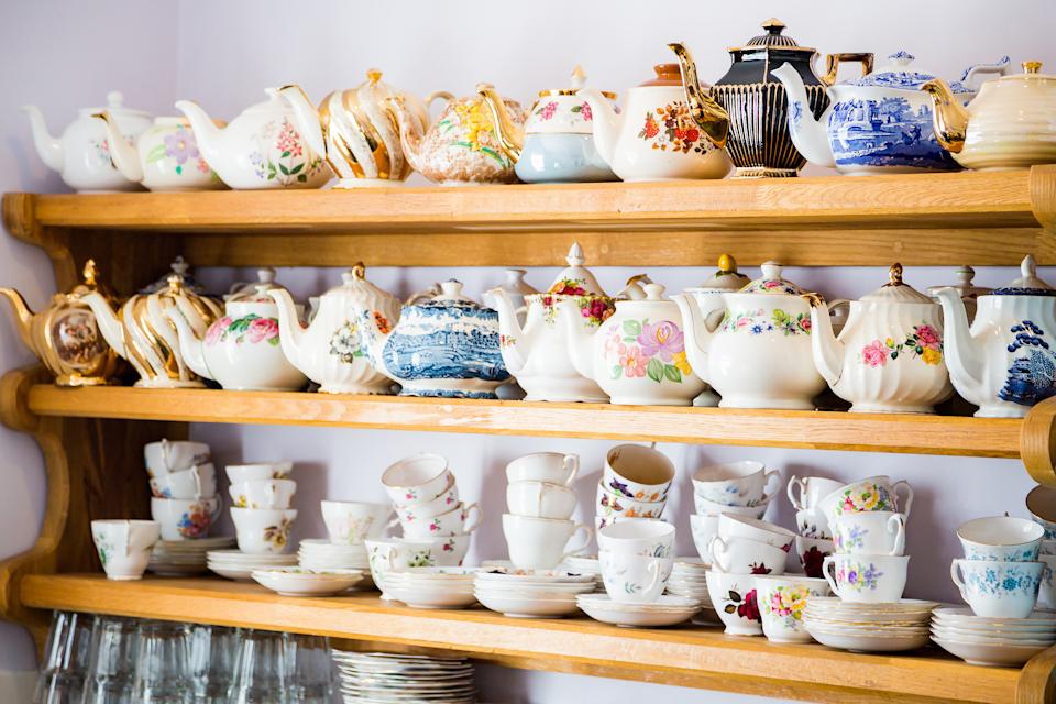 Teapot Collecting A Guide to Building Your Own Collection