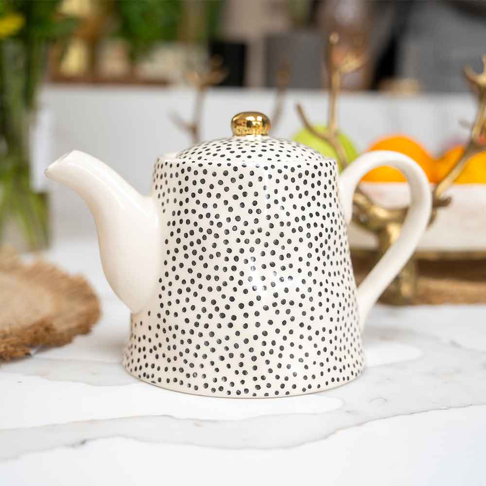 "Nice design and very practical. Ideal for loose leaf tea and easy to clean. Love it!" | Upper Street Home Carnaby Lifestyle 1000 x 1000