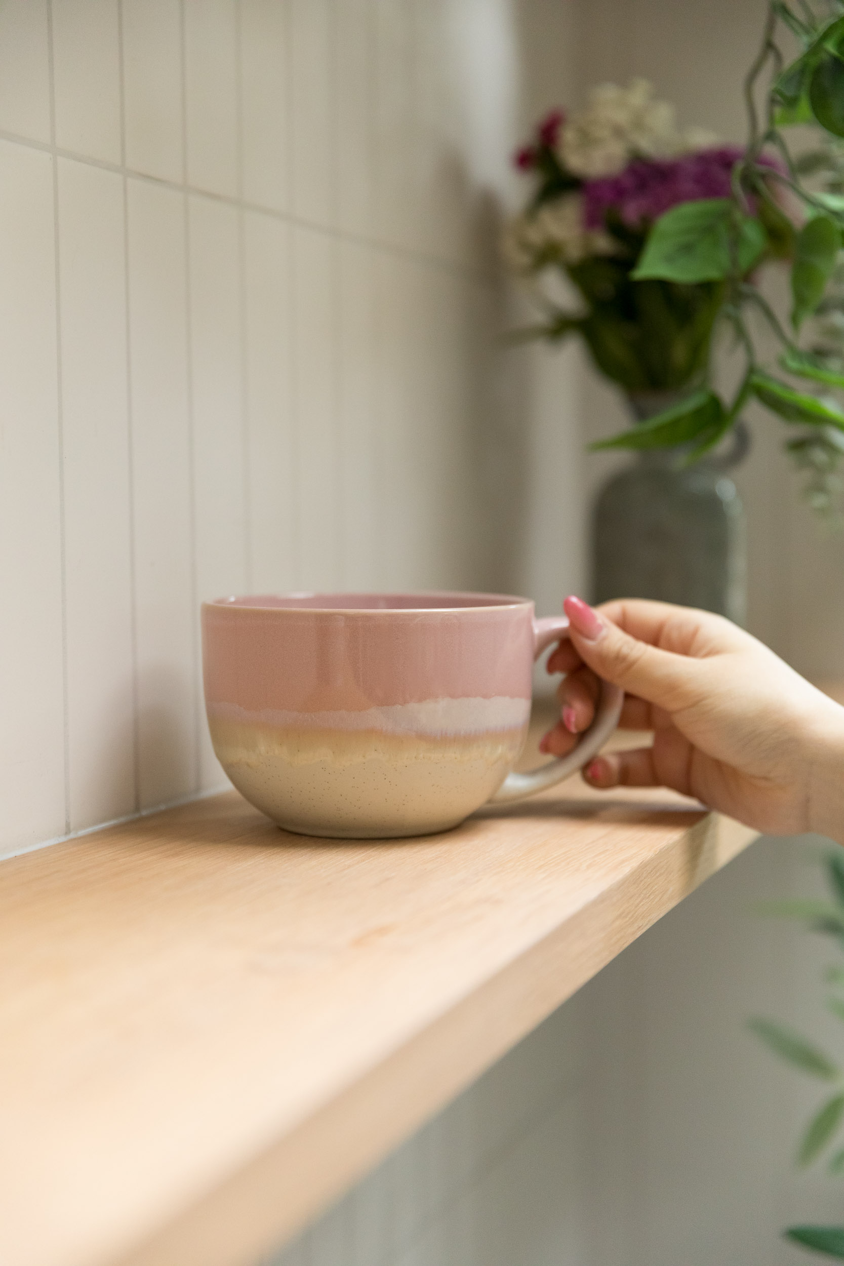 Scandi Home Aurelia Large Ceramic Coffee Mugs, Set of 2, 720ml, Pink Reactive Glaze | Upper Street Home Scandi Home Aurelia Large Ceramic Coffee Mugs, Set of 2, 720ml, Pink Reactive Glaze - Image 3