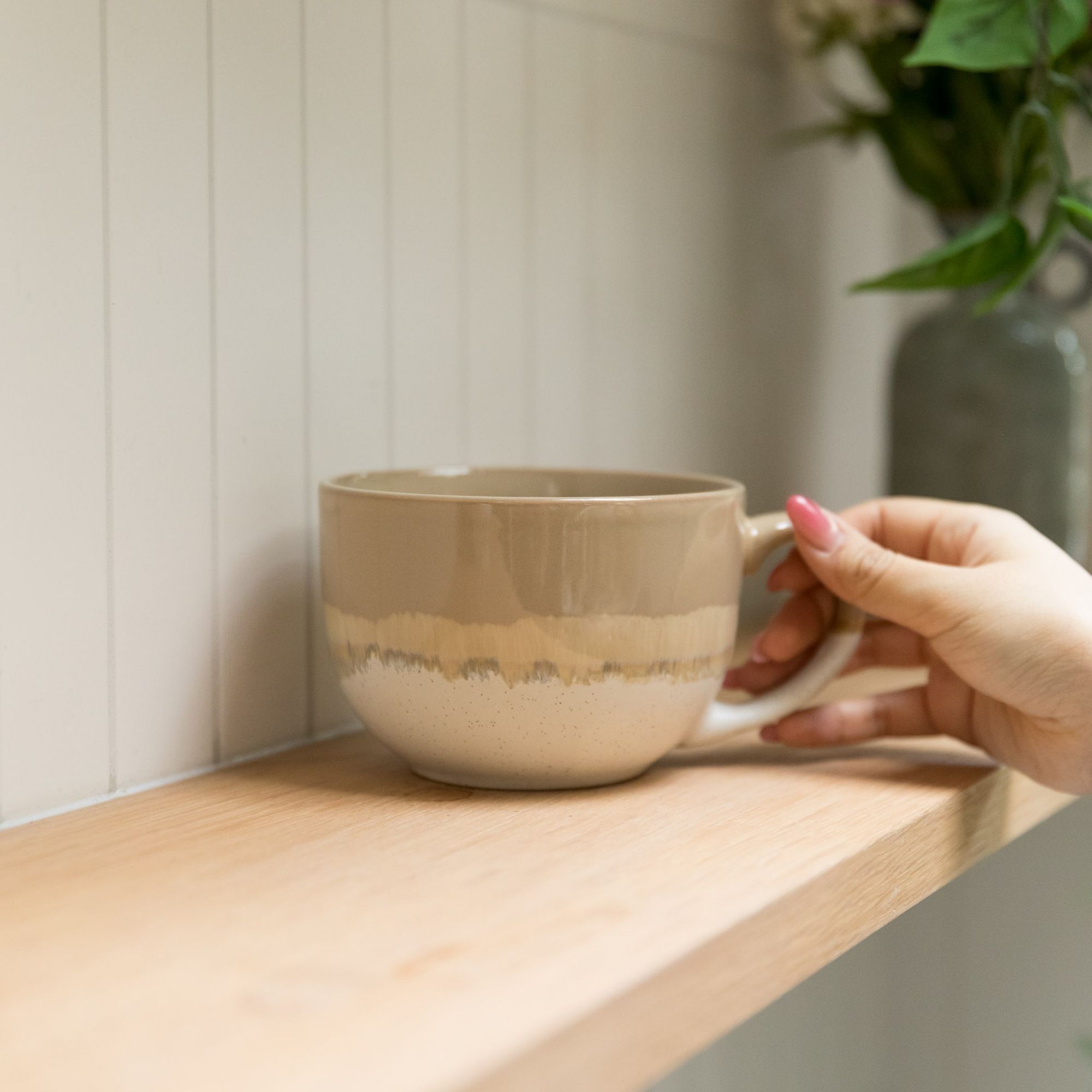 Scandi Home Aurelia Large Ceramic Coffee Mugs, Set of 2, 720ml, Natural Reactive Glaze | Upper Street Home Scandi Home Aurelia Large Ceramic Coffee Mugs, Set of 2, 720ml, Natural Reactive Glaze - Image 4